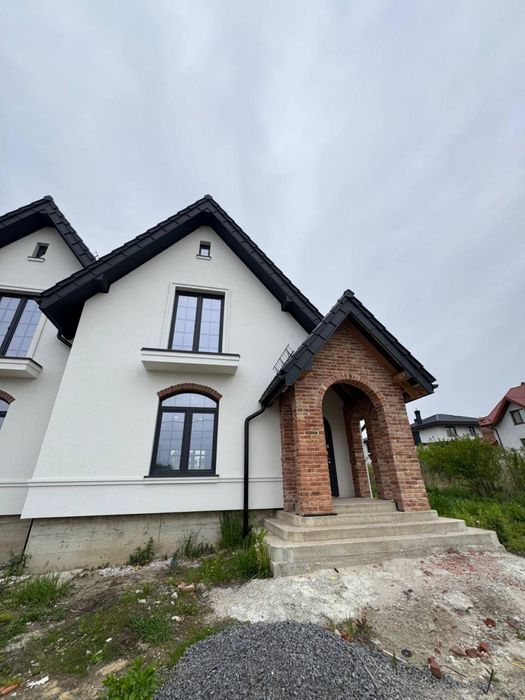 Продаж просторого котеджу с.Солонка (в.Наварійська)