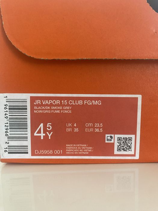 Sprzedam nowe korki Nike r. 36,5 oryginalne