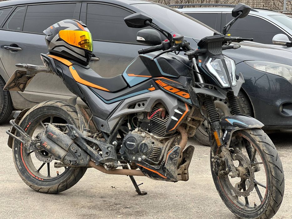 Продам мотоцикл мустанга регион st 200