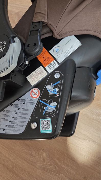Combo ovo e carrinho para bebé Britax Rommer com adaptador isofix
