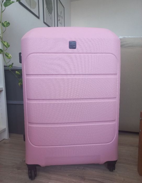 Walizka podróżna kabinowa do przeprowadzki zamykana