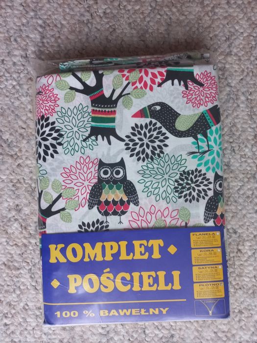 Nowa pościel dziecięca i prześcieradło - komplet