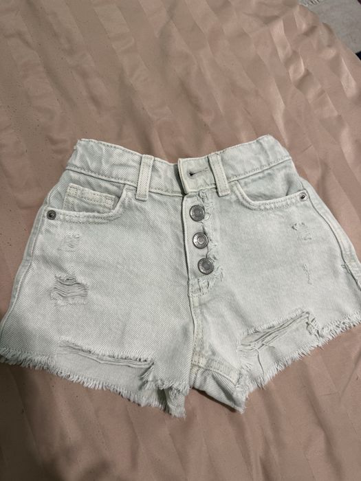 Шорти фісташка шорты 116 122 Zara next джинсовi джинсовые двойни