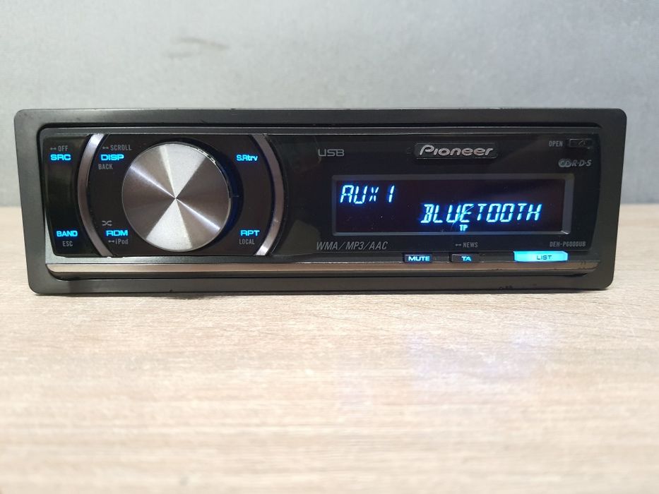 Radio samochodowe Pioneer z bluetooth, CD z Mp3 AUX USB DEH-P6000UB podświ. Kolor niebieski 4x50W Audi VW