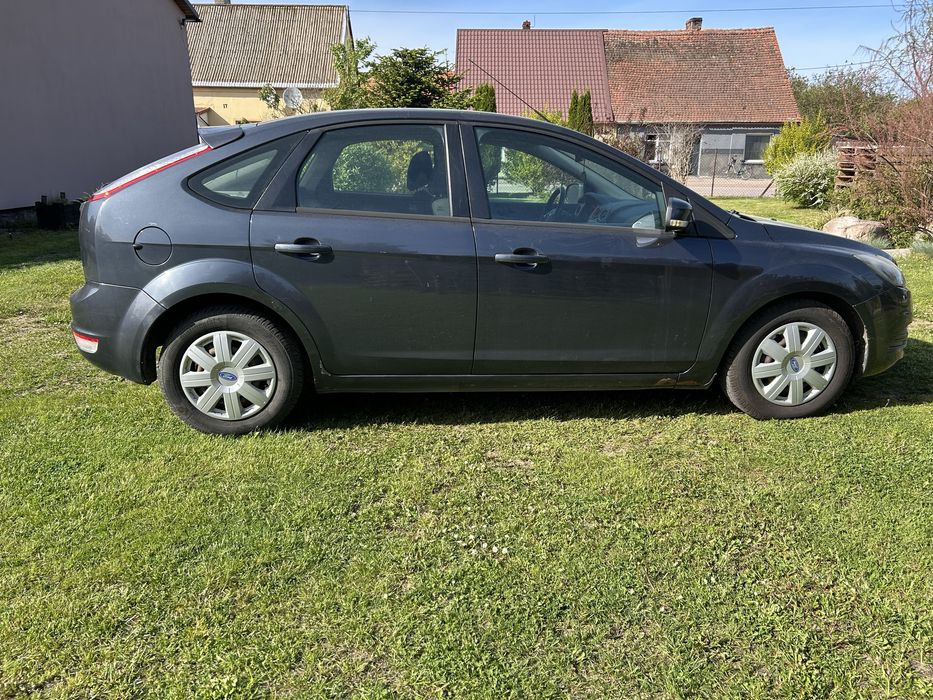 Ford Focus Hatchback 1.6 TDCi Diesel 2010 r.