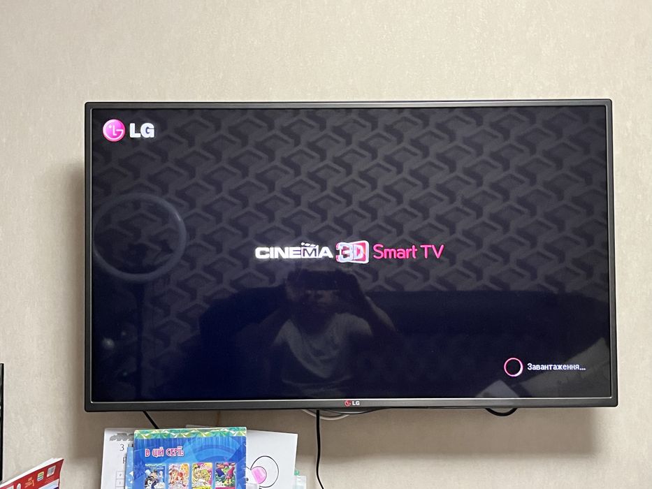 Телевізор LG smart смарт 42