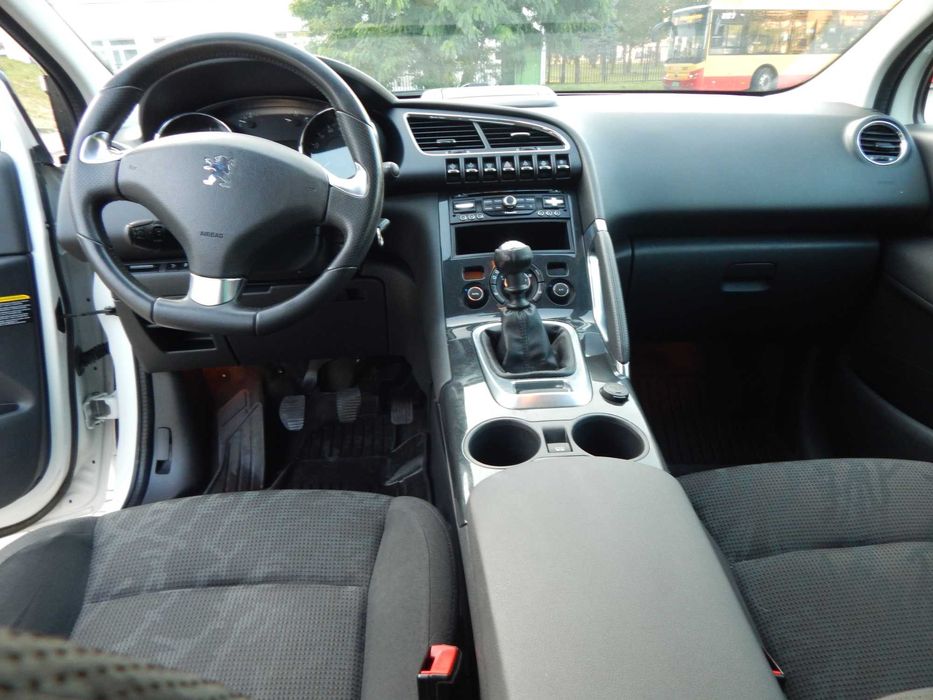 Peugeot.3008 1.6 HDI Stan idealny Super auto. Ekonomiczne