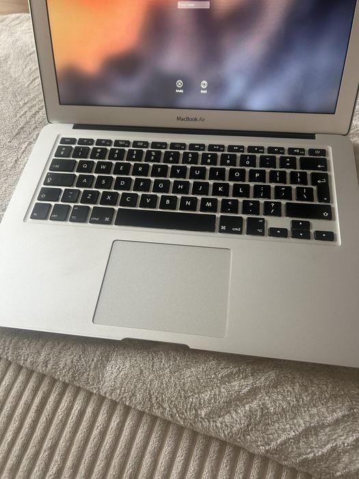 MacBook Air 13,3 ''