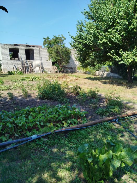 Продам дачний участок 4сотки    р.  Кільчень  з будівлею Самаровка