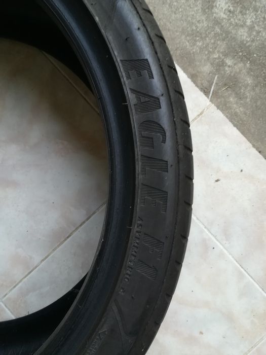 1 par de pneus 185/65 R15 Continental - meio uso