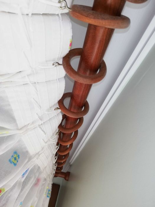 Edredon ou colcha de cama e cortinas - o conjunto