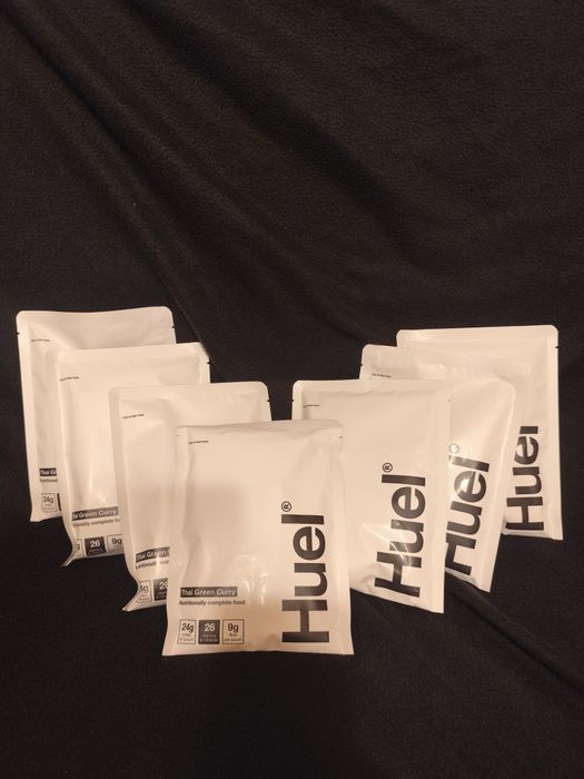 Huel hot and survey Thai Green Curry, tajskie zielone curry