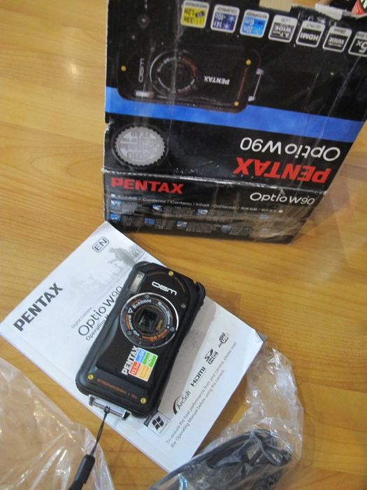Pentax Optio W90 для екстремального  блогінгу