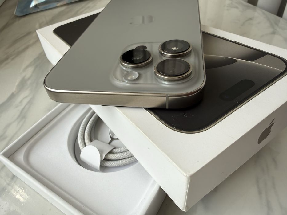 Apple Iphone 16 pro max neverlock 256gb natural titanium