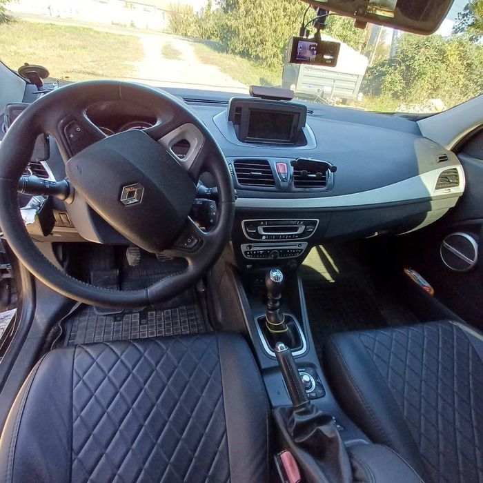 Продам Рено меган 2011 1.9tdi