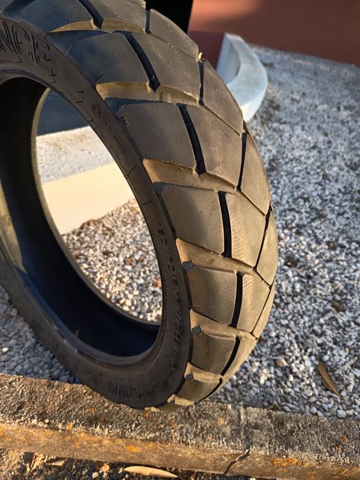 Pneu de mota METZELER