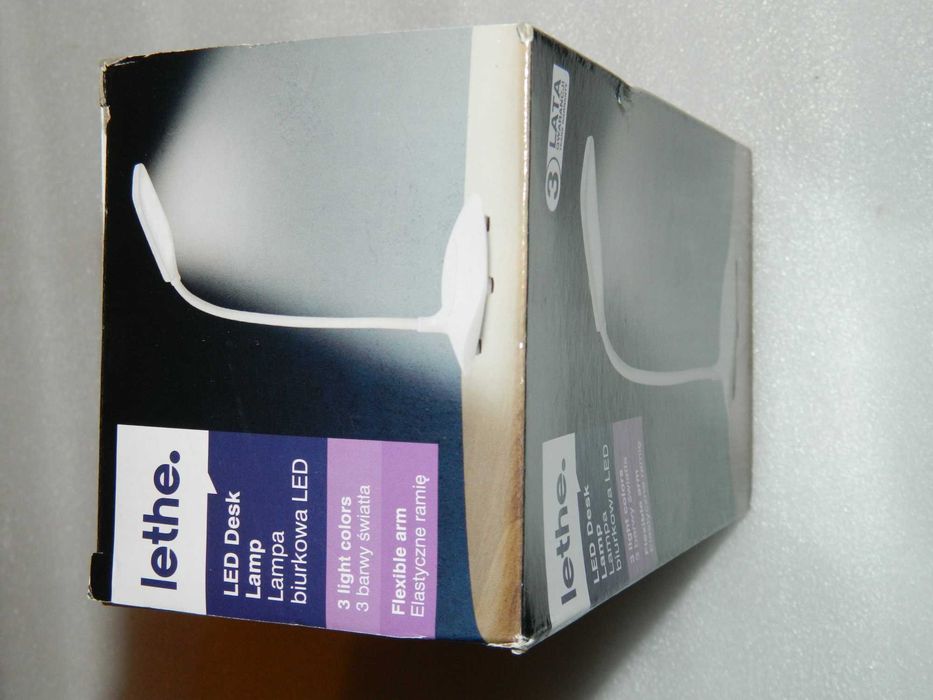Lampa biurkowa LED Nowa