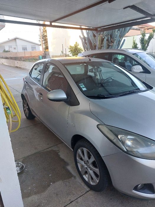 Vendo mazda 2 bifuel