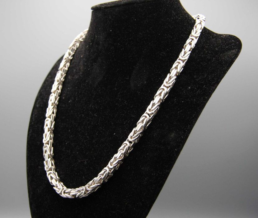 Łańcuch królewski srebro 925 159,65 gram.