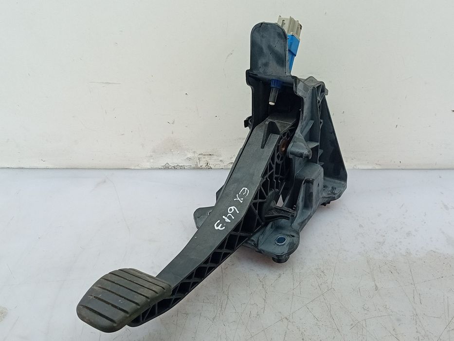 Pedal da embraiagem DACIA Sandero II (5S_)
