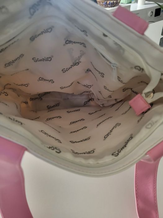 Lotes Mochilas/Saco Lady Bug e Hello Kitty