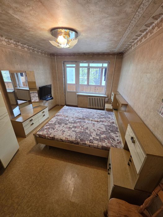 Продаж Трьохкімнатна квартира