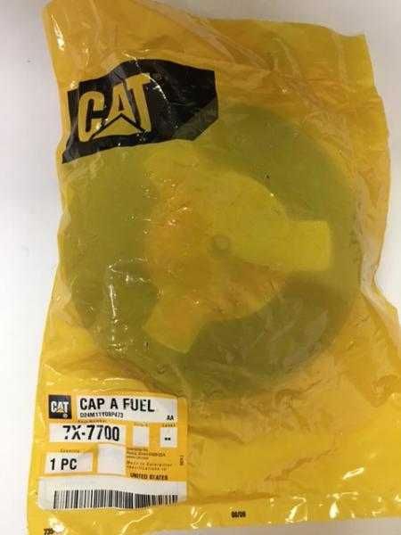 Tampa deposito combustível CAT  7X-7700  nova