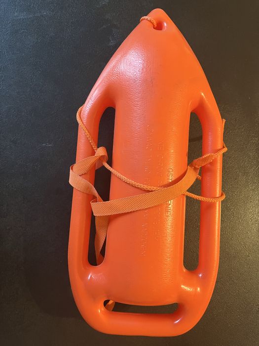 Boja asekuracyjna ,ratunkowa