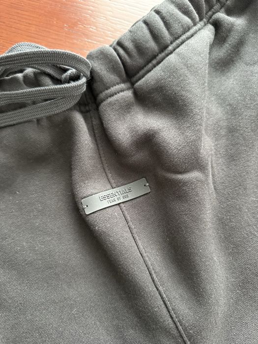 Fear Of God Essentials Black Classic Sweatpant (L)