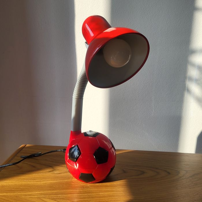 Lampka nocna lub na biurko