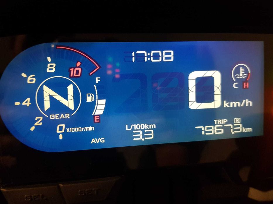 Honda CB500X 2023 - Excelente estado