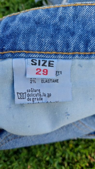 Продам джинсові шорти