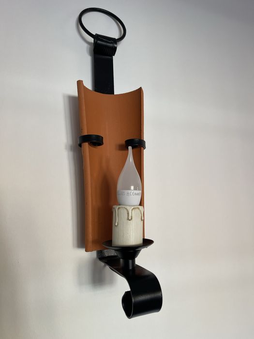 Candeeiro em ferro e telha