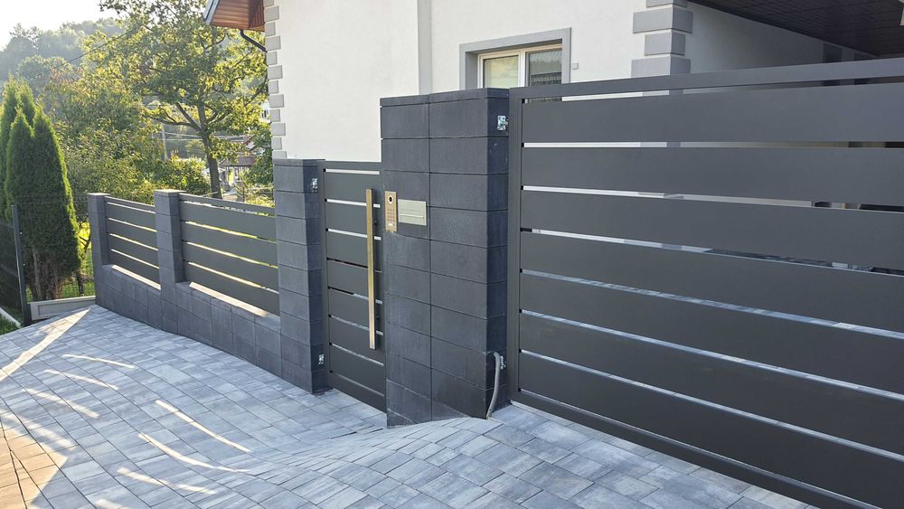 Bramy przesuwne, skrzydłowe, przęsła, barierki, aluminium