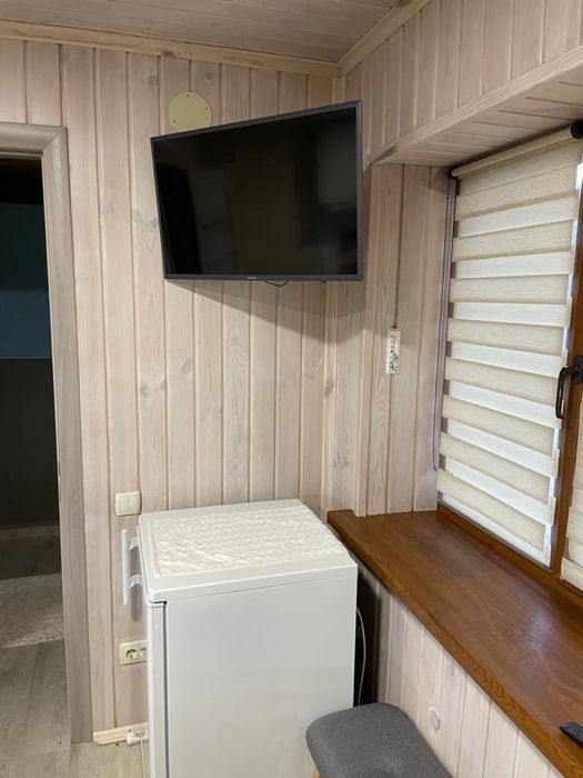 Новий будинок з лазнею біля Дніпра