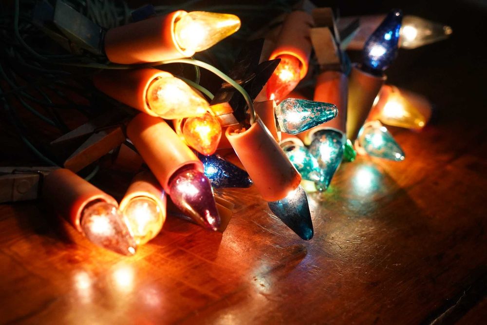 Капельки с прищепками лампочки гирлянда новогодняя