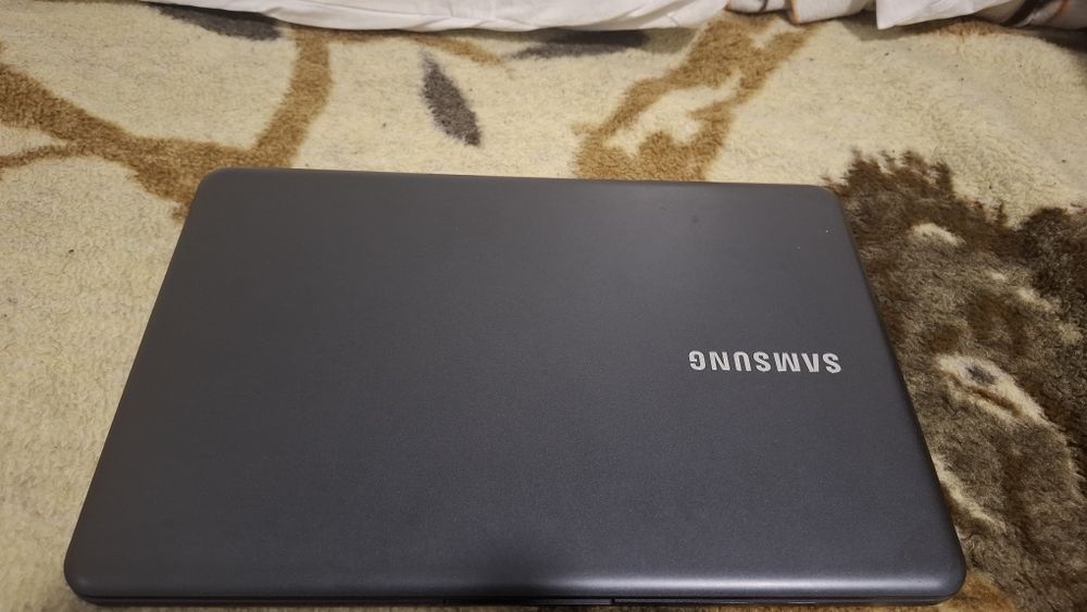Samsung Notebook498893238064261121