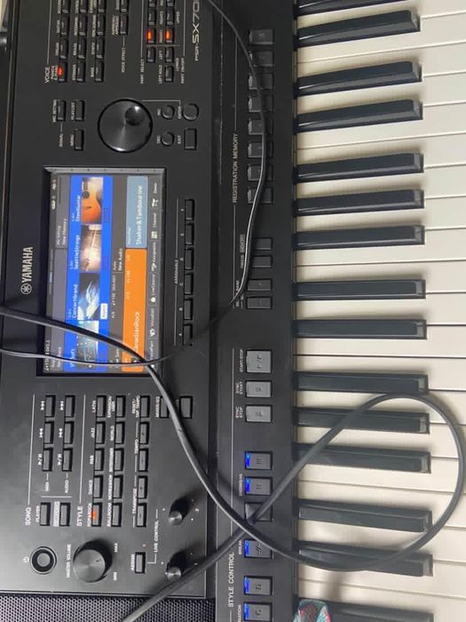 Piano yamnha sx700