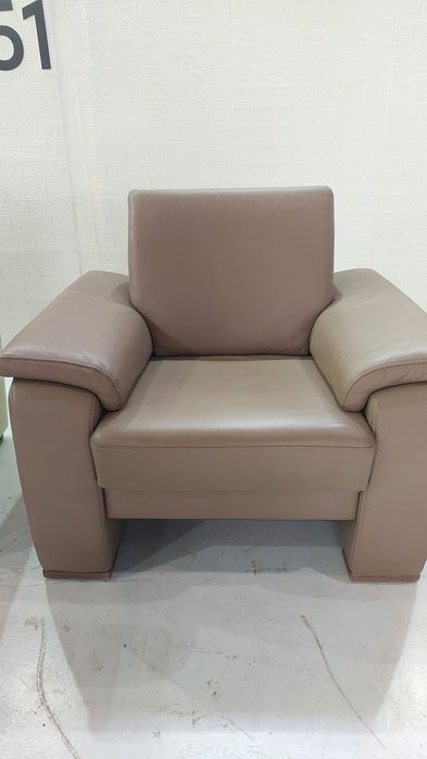 Шкіряні крісла и крісла-реклайнері Німеччина ціна  від 9900 до  19900