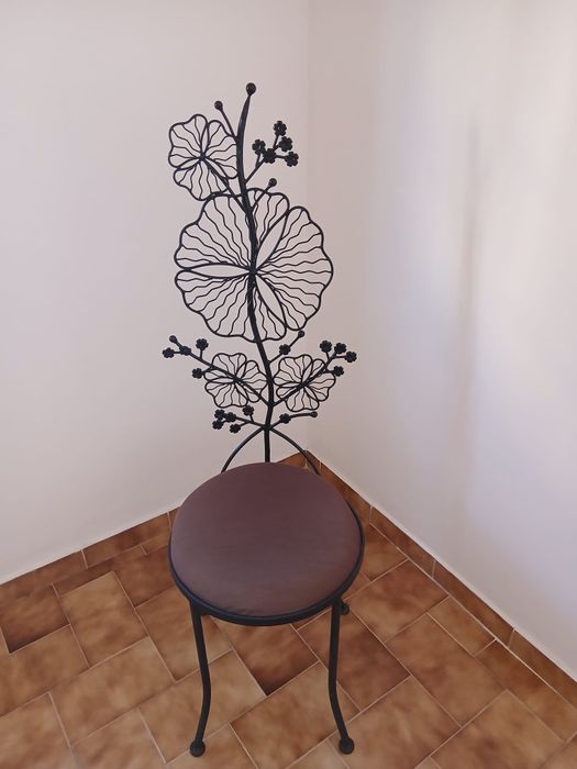 Banco Encosto Decorativo / Chair Decoration