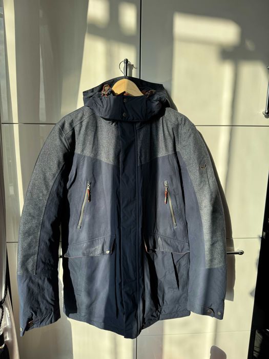 Kurtka zimowa Salewa — rozmiar EU M/L (US M)