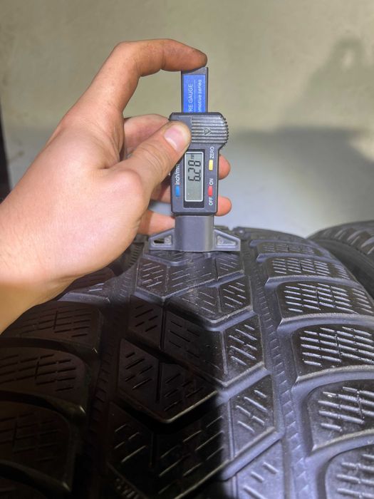 Без передоплати! Шини зима Б/В 235 50 19 Pirelli арт. 4223
