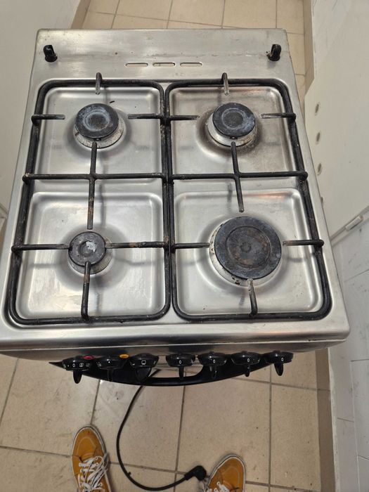 Kuchenka gazowo elektryczna