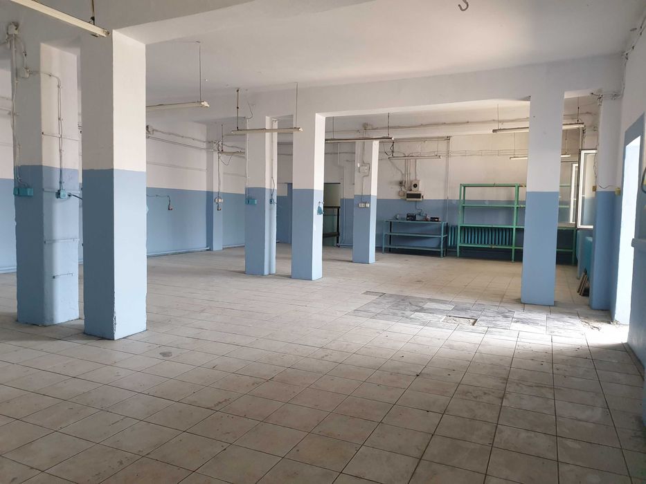 Wynajmę lokal produkcyjno- magazynowy o powierzchni 400 m2.