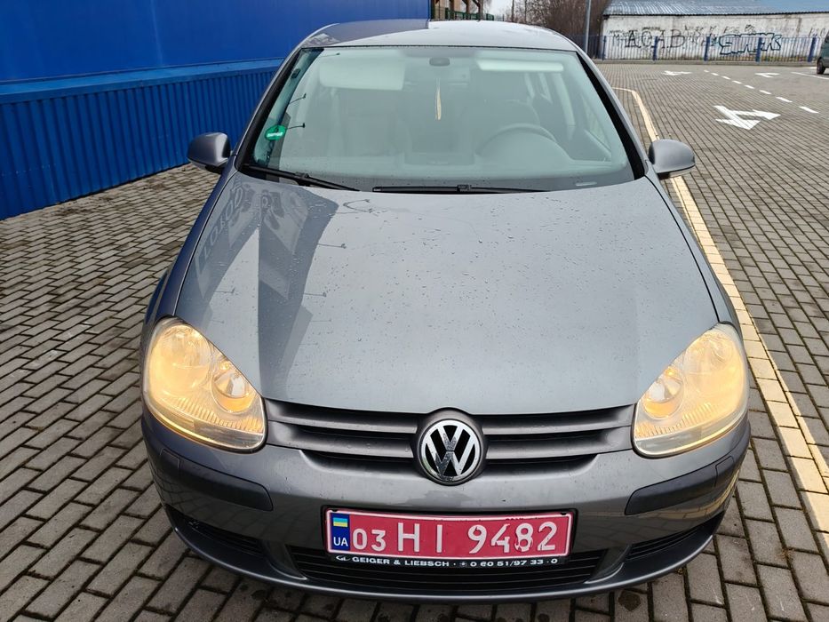VW Golf 5  1.6MPI automatic