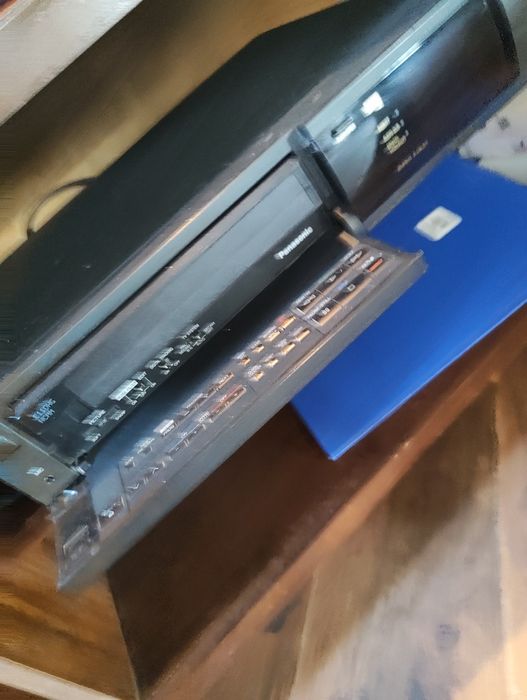 Magnetowid VHS Panasonic retro.