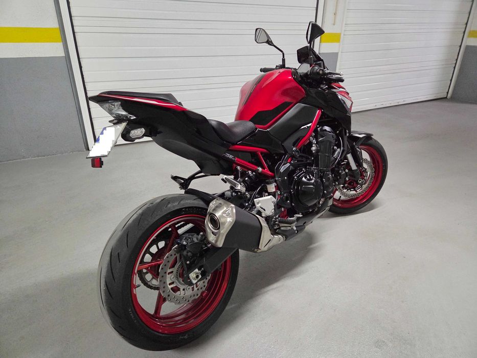 Kawasaki Z900, 2024, 11000km e garantia total Kawasaki até 07/2028