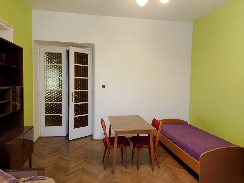 Dla studentów wynajmę dwupokojowe mieszkanie  - początek ul. J. Lea blisko AGH