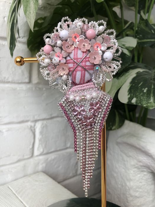 Брошки- Берегині ручної роботи