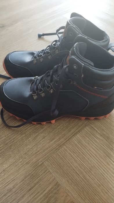 Buty zimowe dla chłopca 37